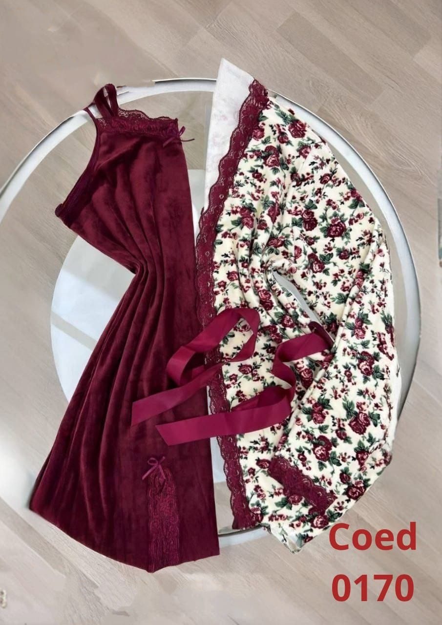 طقم روب وكاش قطيفه